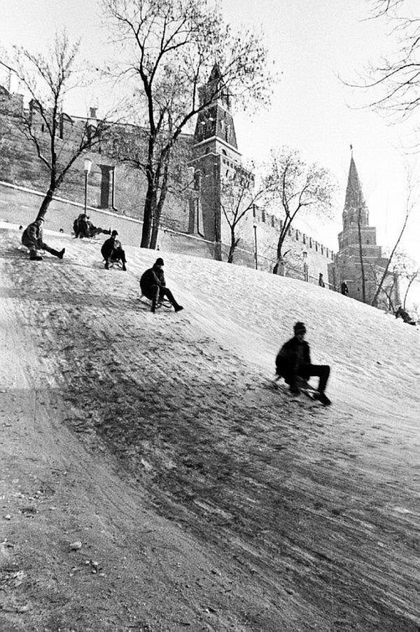 Москва и москвичи. Двадцатый век. 14.01.25