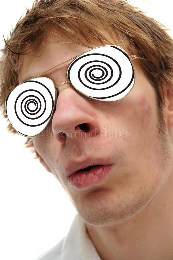 Никто никуда не бежит.