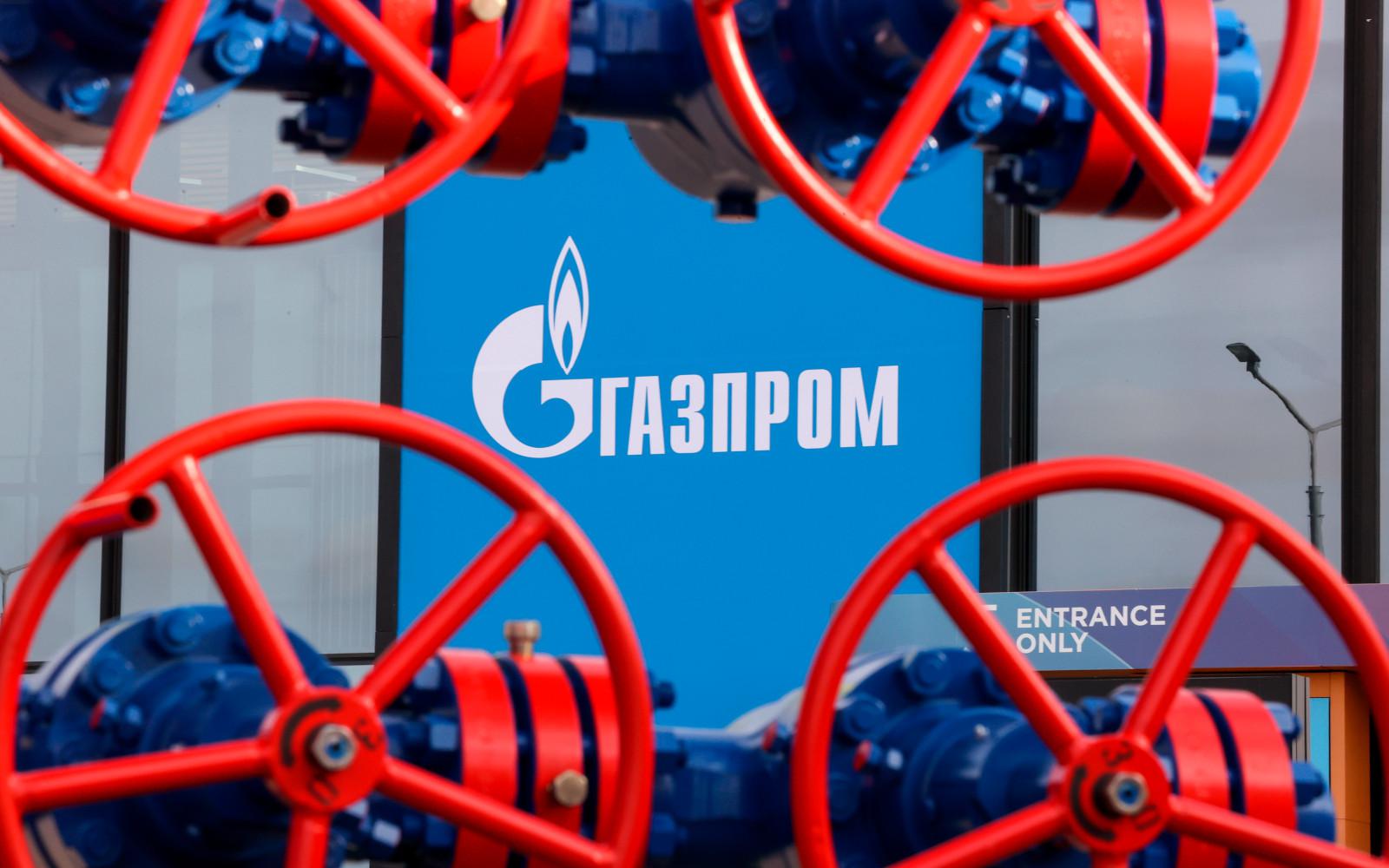 Акции «Газпрома» упали до минимума за последние 16 лет