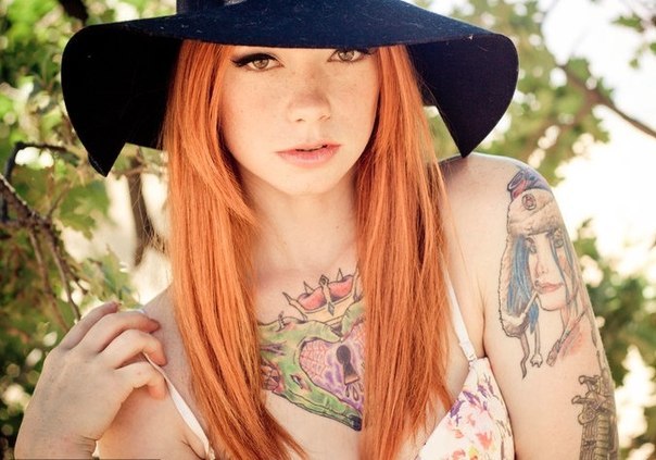 Секси-мастер тату