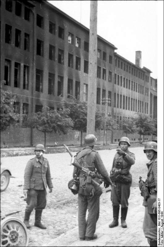 Каратели и извращенцы. 1942 - 1985 г.