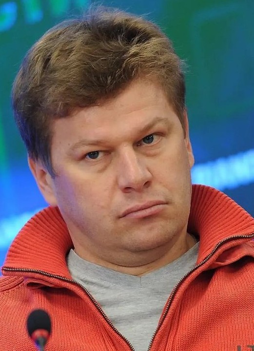 Губерниев: «Почему у нас доллар маленький, а шампунь за 3 доллара стоит 800 рублей? Какой курс настоящий?»