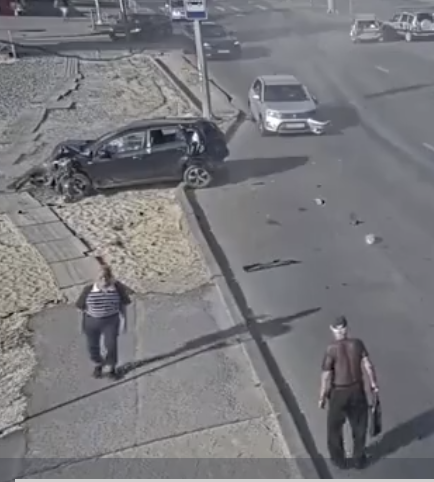 Грузовик смял 7 автомобилей в Волгограде