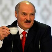 Оп-пааа... Чернуху подвезли, налетай!