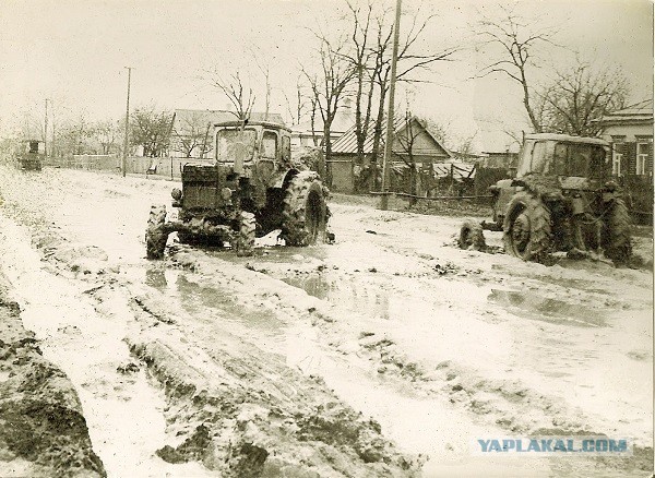 Вот так выглядят рассказы родителей, о том, как они добирались в школу