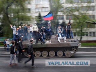 В Мариуполе стреляют! Есть раненые
