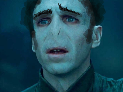 Люди с бровями и без