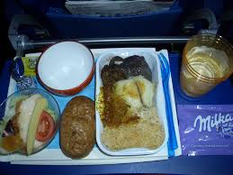 Чем кормят в самолетах Emirates