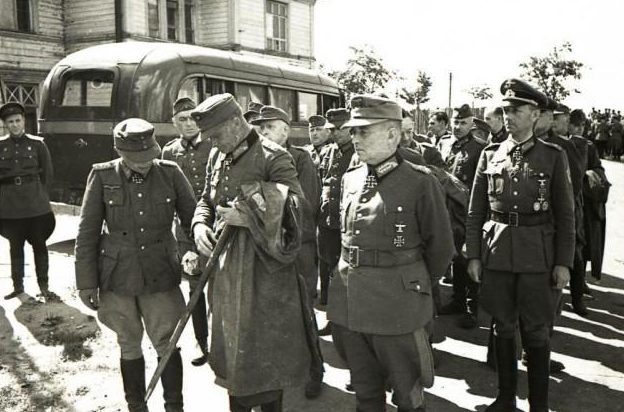 «Парад» побежденных немцев