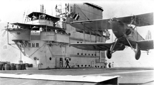 Последний бой авианосца "Glorious", 8 июня 1940 года.