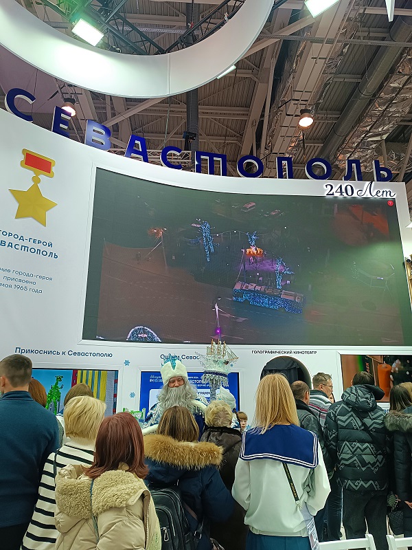 Большой рассказ о новогодней Москве