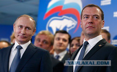 Первый самолет с группой российских туристов приземлился в Анталье