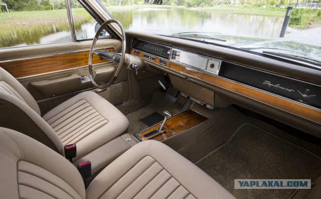 Билет в бизнес-класс 70-х: тест-драйв Mercedes-Benz W115