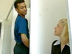 Вопросы российским порноактрисам