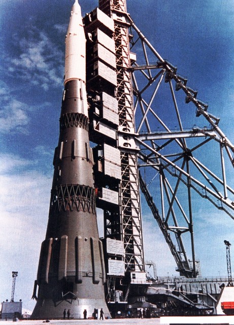 Снимки, заснятые лунной миссией «Аполлон-15»