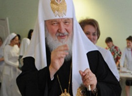 Почему религиозные лидеры, да и просто верующие, не считаются с чувствами атеистов?