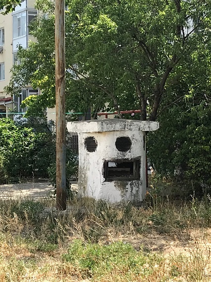 Куда ни глянь, везде эти рожи