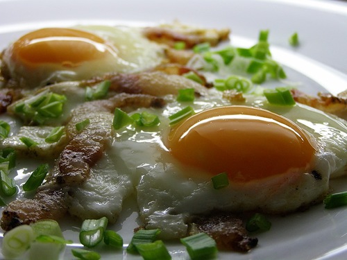 Кулинария: Жареная курица с французским акцентом.