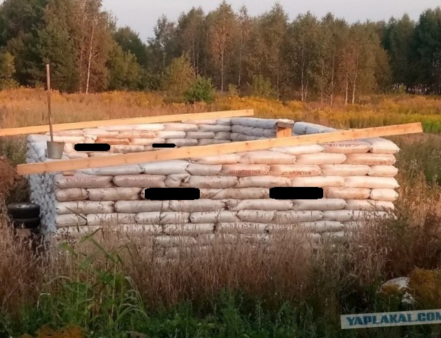 Сарай из мешков с суглинком. ч.6
