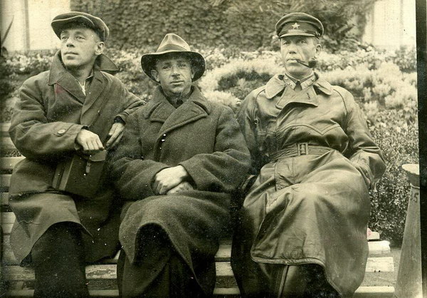 На заре Советской власти. (18 фотографий)