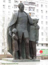Какие прозвища дают памятникам в России