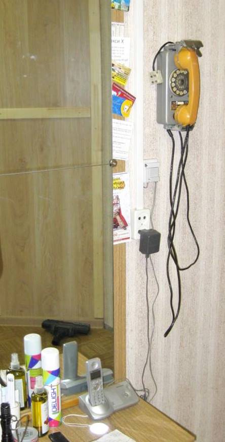 Инженер из США собрала «ностальгический» мобильный телефон с дисковым набором номера