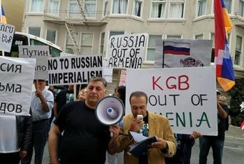 А в Карабахе война