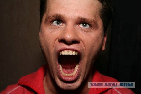 Воровство содержимого посылок в Домодедово