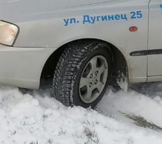 В кубанском городе Кропоткин сразу десять машин врезались друг в друга из-за скользкой дороги