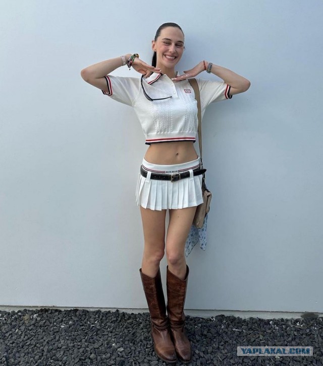Девушки с фестиваля Coachella 2023