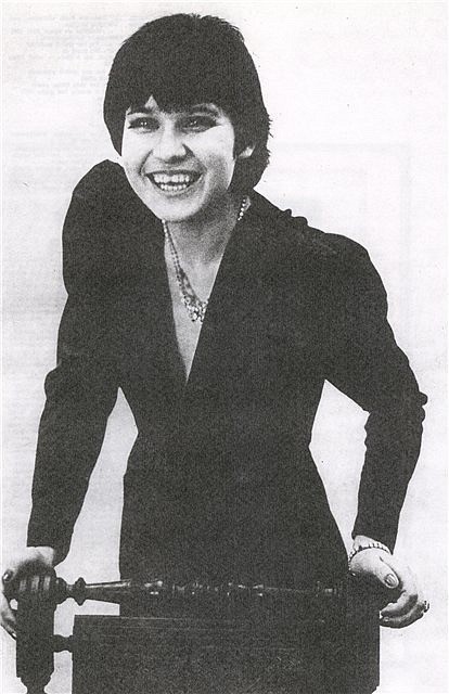 Она первой спела «Миллион алых роз» и показала брейкданс на телевидении СССР. Почему Айя Кукуле ушла со сцены