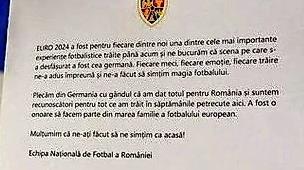 Сборная Румынии, вылетевшая на стадии 1/8 финала Чемпионата Европы, после игры с Нидерландами оставила свою раздевалку в идеальной чистоте, прикрепив записку