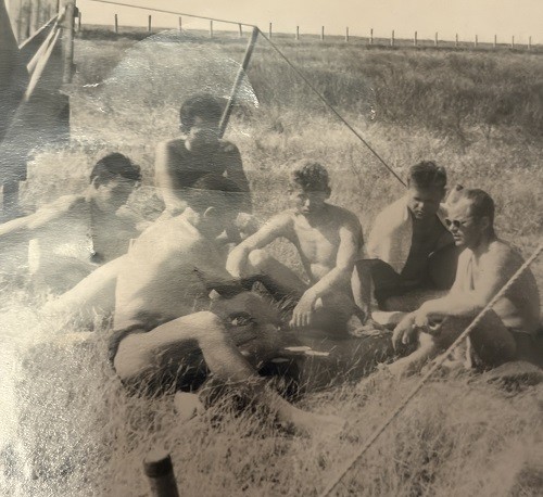 Главное найти своих и успокоиться