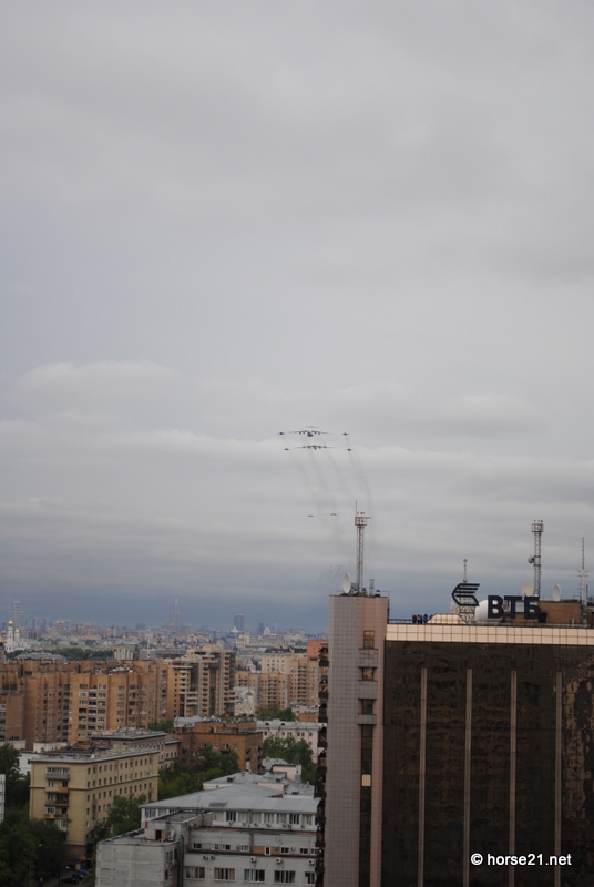 Самолеты над Москвой
