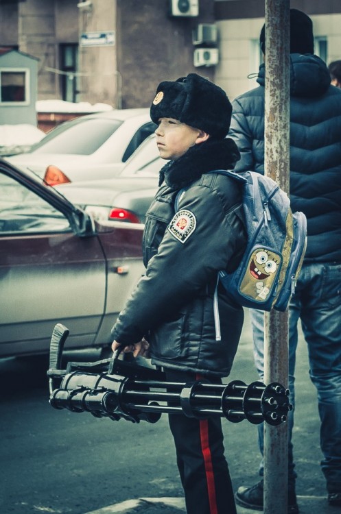 В Башкирии детям выдали топоры для борьбы с медведями по дороге в школу