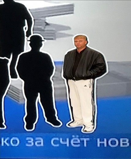 Внедрился в пирамиду