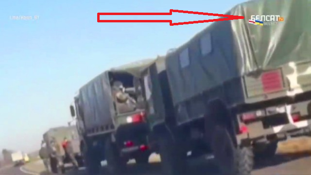 Зафиксирована белорусская военная колонна с нанесённым на бортах особым отличительным знаком