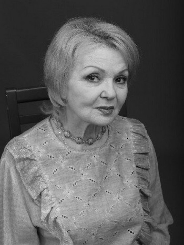 Подруга Лиды из "Операции Ы", которая заснула в трамвае. Как актриса выглядит в 2024 году