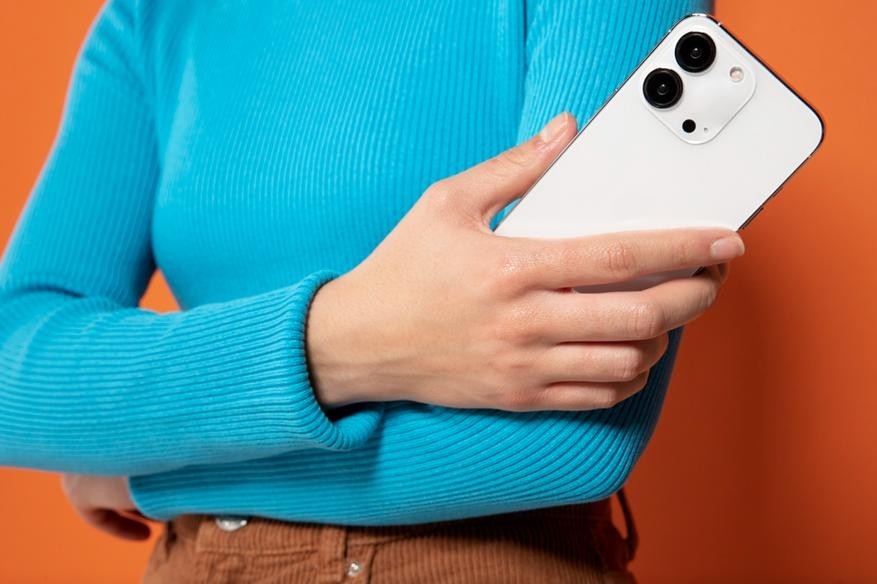 Смартфон за 100 тысяч и дешевый Android: реально ли почувствовать разницу? 