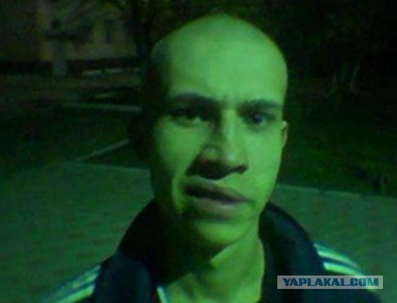 У маленькой дочки отобрали телефон