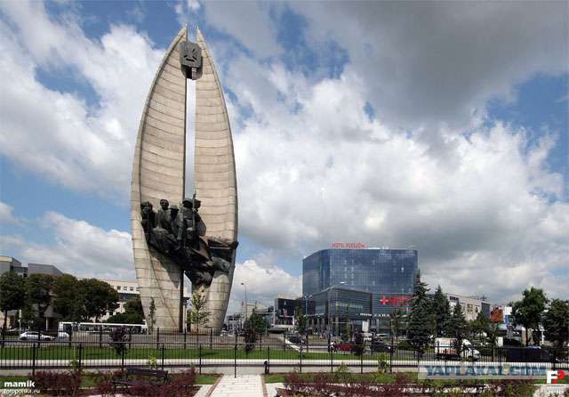 Жители и мэрия города Жешув отказались демонтировать памятник воинам Красной Армии