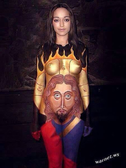 Жители Новосибирска собирают подписи против религиозных шествий в центре города