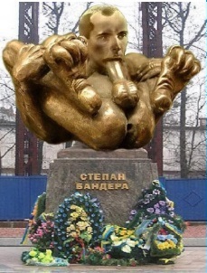 В Киеве предложили снести памятник Щорсу, но оставить коня, на котором он сидит