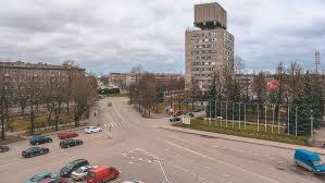 Обезьяна тут по моему городу гуляла