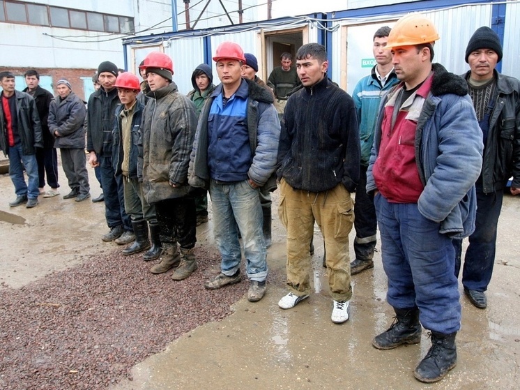 Трудовой протест или требования шариата? В Перми мигранты устроили «бунт»