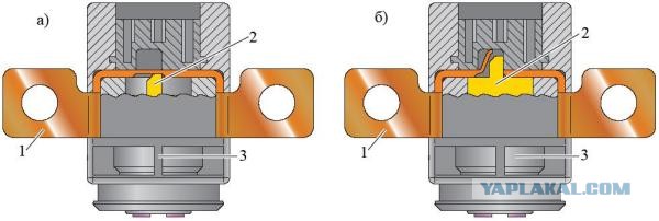 Выскочил из горящей машины