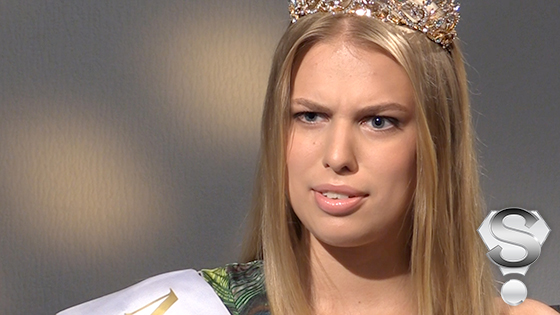 Горячие представительницы соцсетей.