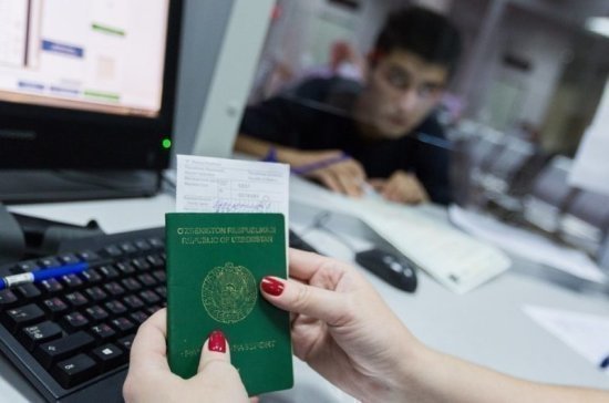 Путин упростил получение гражданства РФ иностранцами