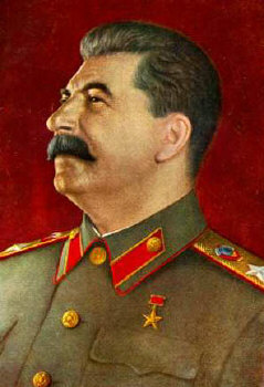 Почему у певцов ртом одни клички стали?