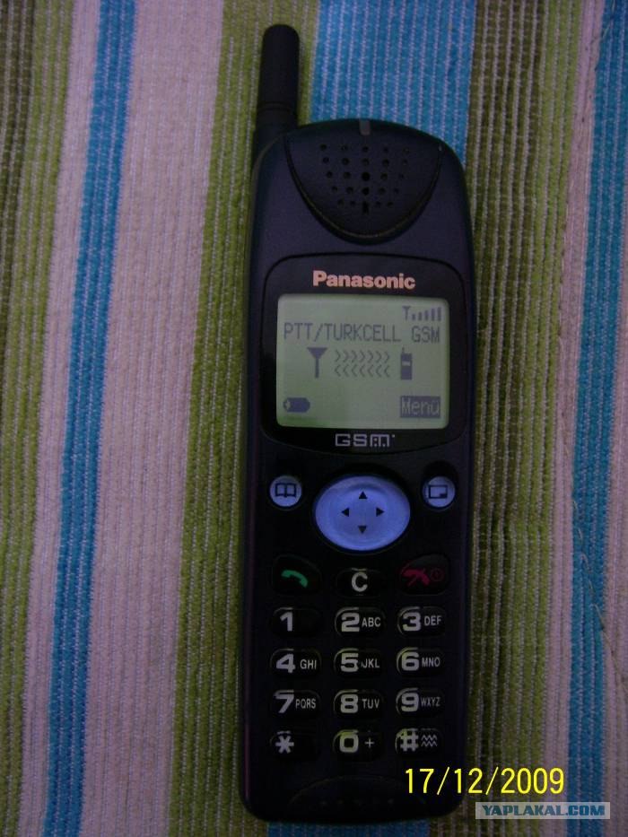 Телефоны в могилеве цена. Панасоник g55 телефон. Panasonic с антенной 2000. Панасоник телефон маленький с антенной 2000. Панасоник старый с антенной.
